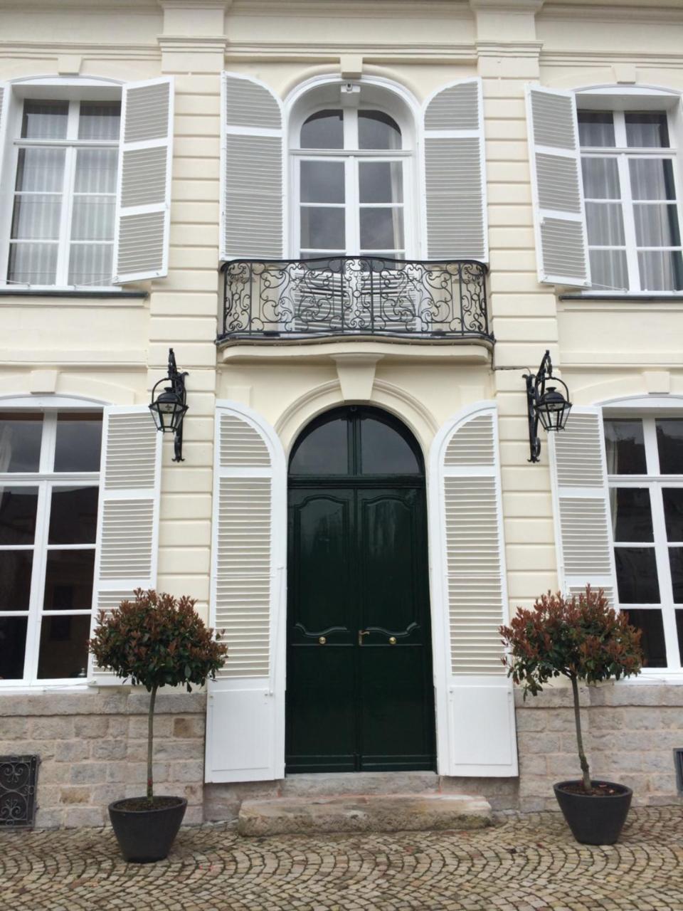 아라스 Entre Cour Et Jardin B&B 외부 사진